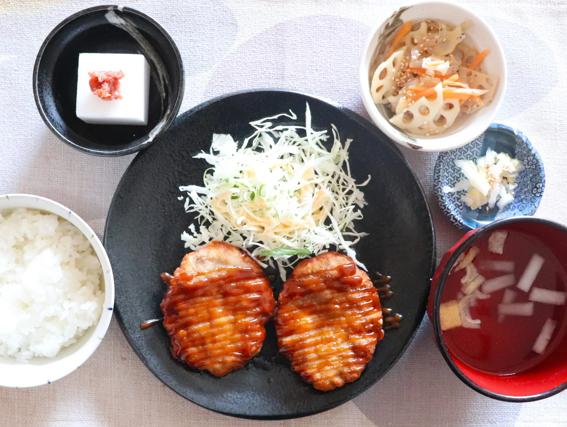 本日のランチはメンチカツ！